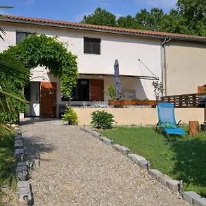  Gasthof La Batisse Des Oves
